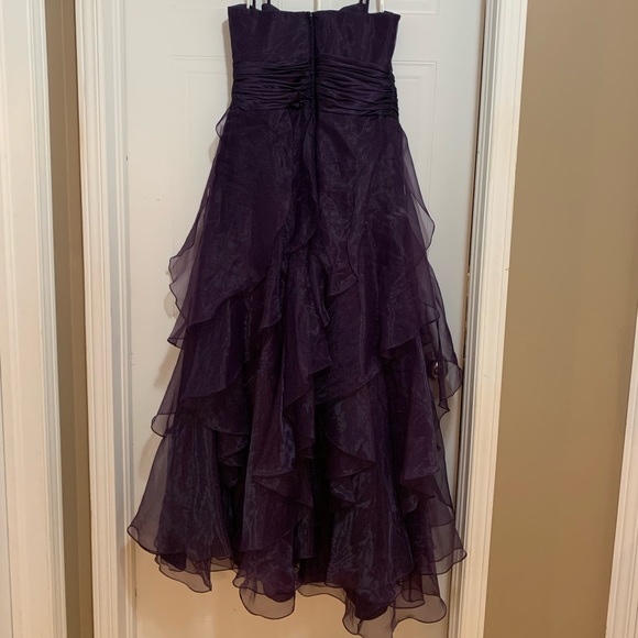 David’s Bridal Bridesmaid/Prom Dress - Picture 4 of 6